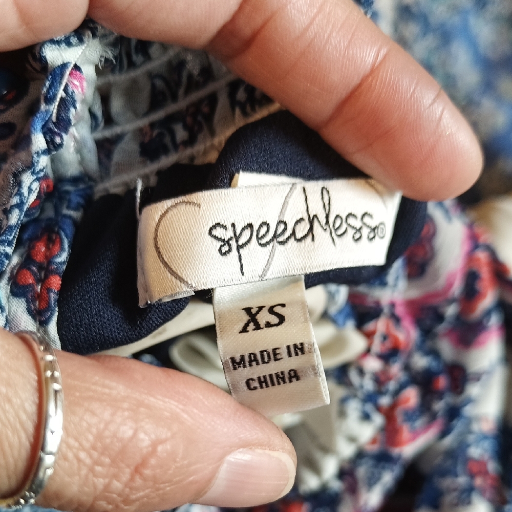 Speechless XS Navy & Pink Floral Blouse - Picture 2 of 12